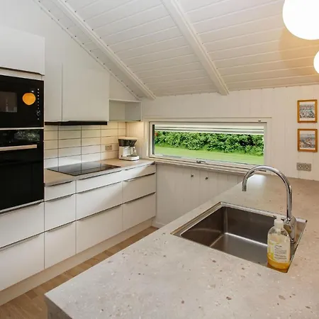 Cozy In Samso With Kitchen * Kolby Kås